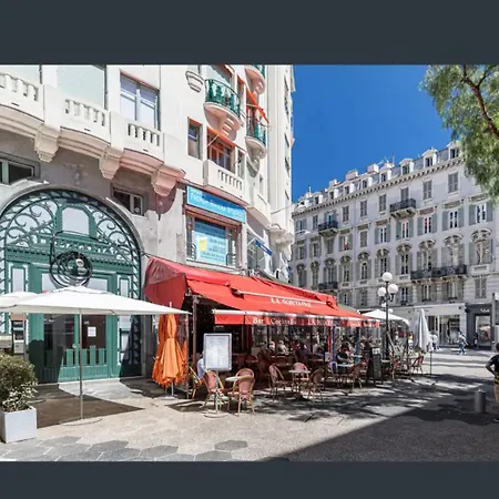 Au Coeur Du Centre De * Ницца