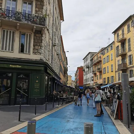 Au Coeur Du Centre De Апартаменты