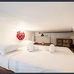 Au Coeur Du Centre De