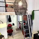 Au Coeur Du Centre De *